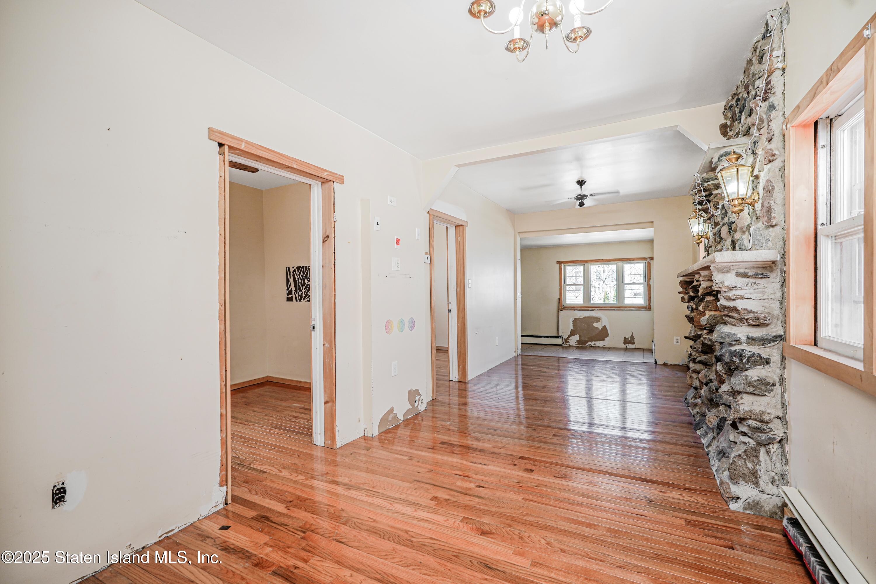 120 Winham Avenue, Staten Island, New York image 5