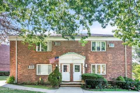 Photo of 60 Seth Court #A, Staten Island, NY 10301 (MLS # 2505440)
