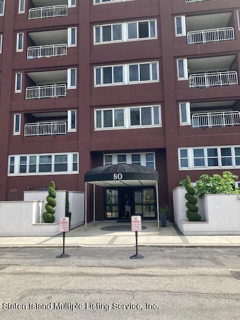 Photo of 80 Bay Street Landing #9e, Staten Island, NY 10301 (MLS # 1163539)