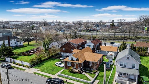 Multifamily For Sale - 572 Villa Avenue<br/> Staten Island, NY 10302