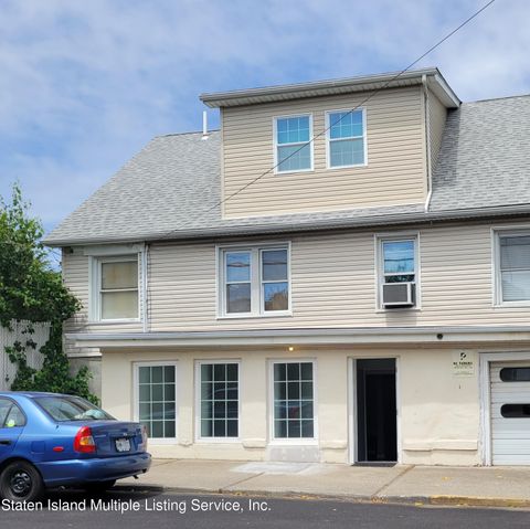 Photo of 385 Raritan Avenue, Staten Island, NY 10305 (MLS # 1156021)