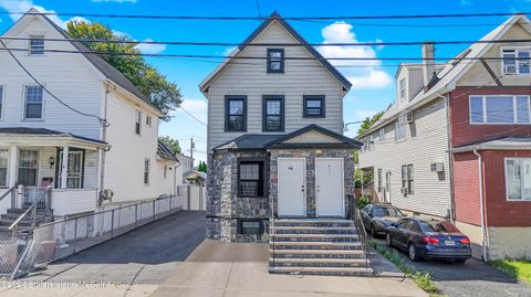 Photo of 84 Dehart Avenue, Staten Island, NY 10303 (MLS # 2500137)