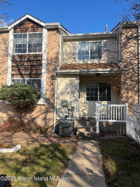 Photo of 8 Dreyer Avenue #A, Staten Island, NY 10314 (MLS # 2507108)