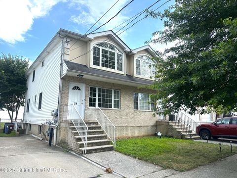 Photo of 58 8th Street #1, Staten Island, NY 10306 (MLS # 2504106)