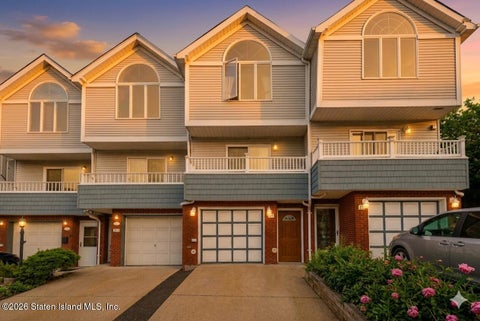 Photo of 17 Lyman Avenue, Staten Island, NY 10305 (MLS # 2603998)