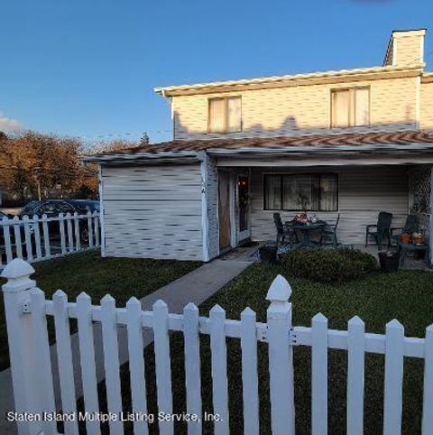 Photo of 18 Anita Street #A, Staten Island, NY 10314 (MLS # 1159765)