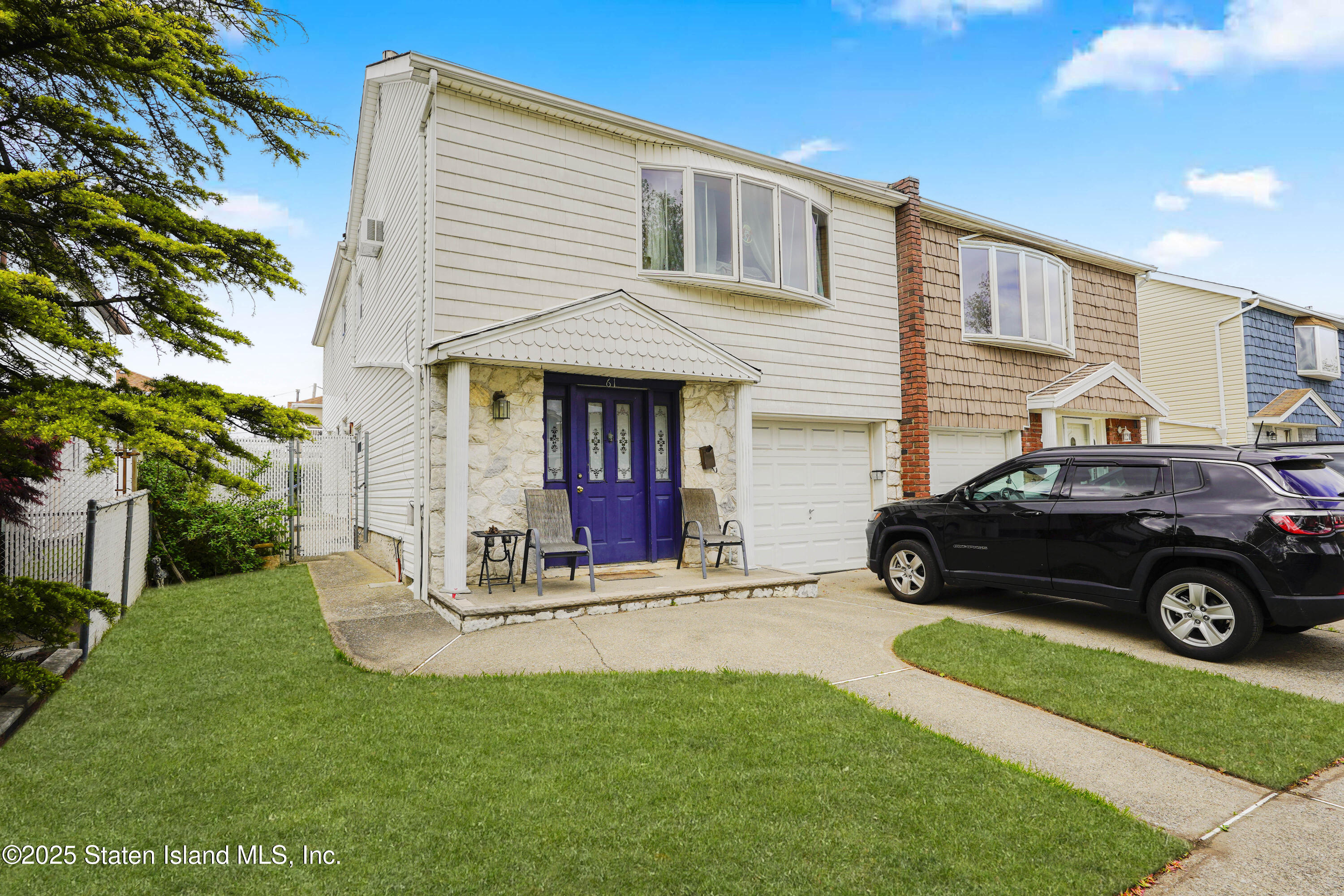 61 E Figurea Avenue, Staten Island, New York image 3