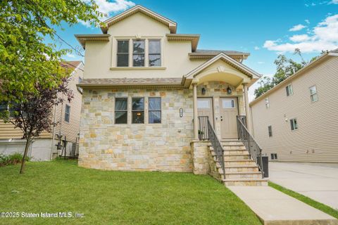 Photo of 162 Edgegrove Avenue #2, Staten Island, NY 10312 (MLS # 2507205)