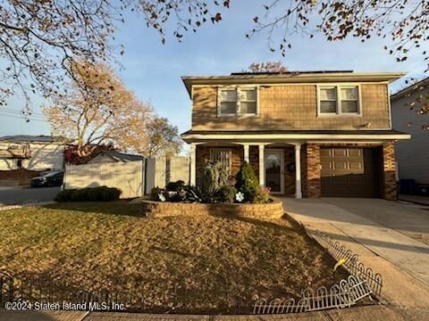 Photo of 27 Knapp Street, Staten Island, NY 10314 (MLS # 2406368)