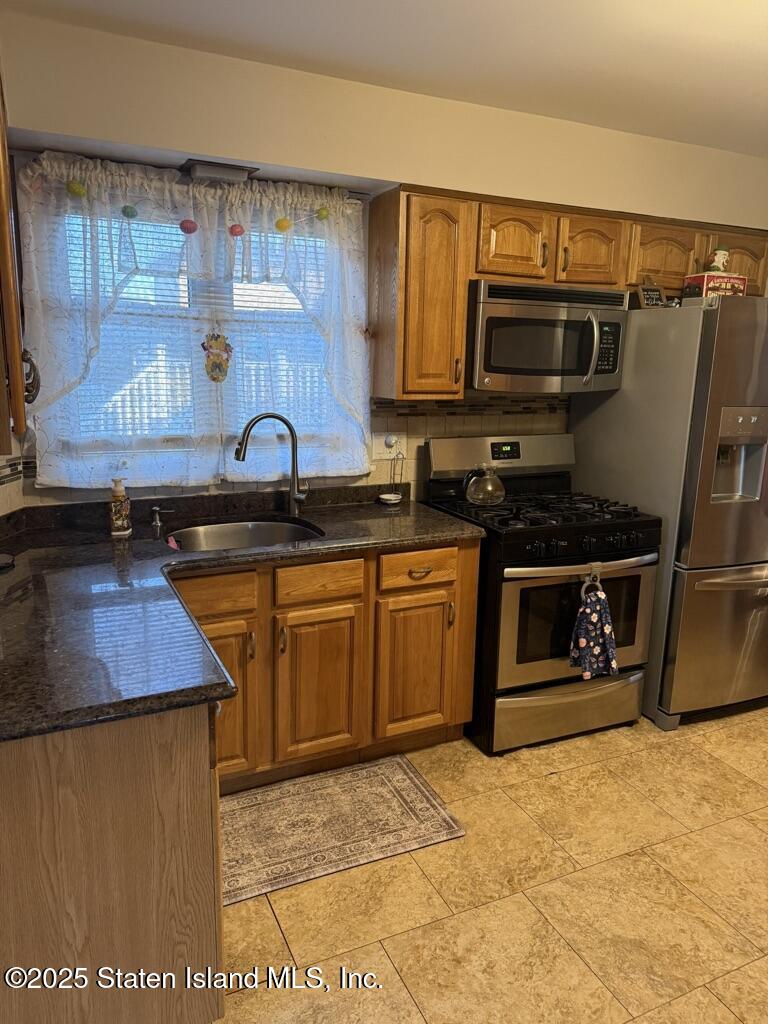 144 Purdy Avenue, Staten Island, New York image 9