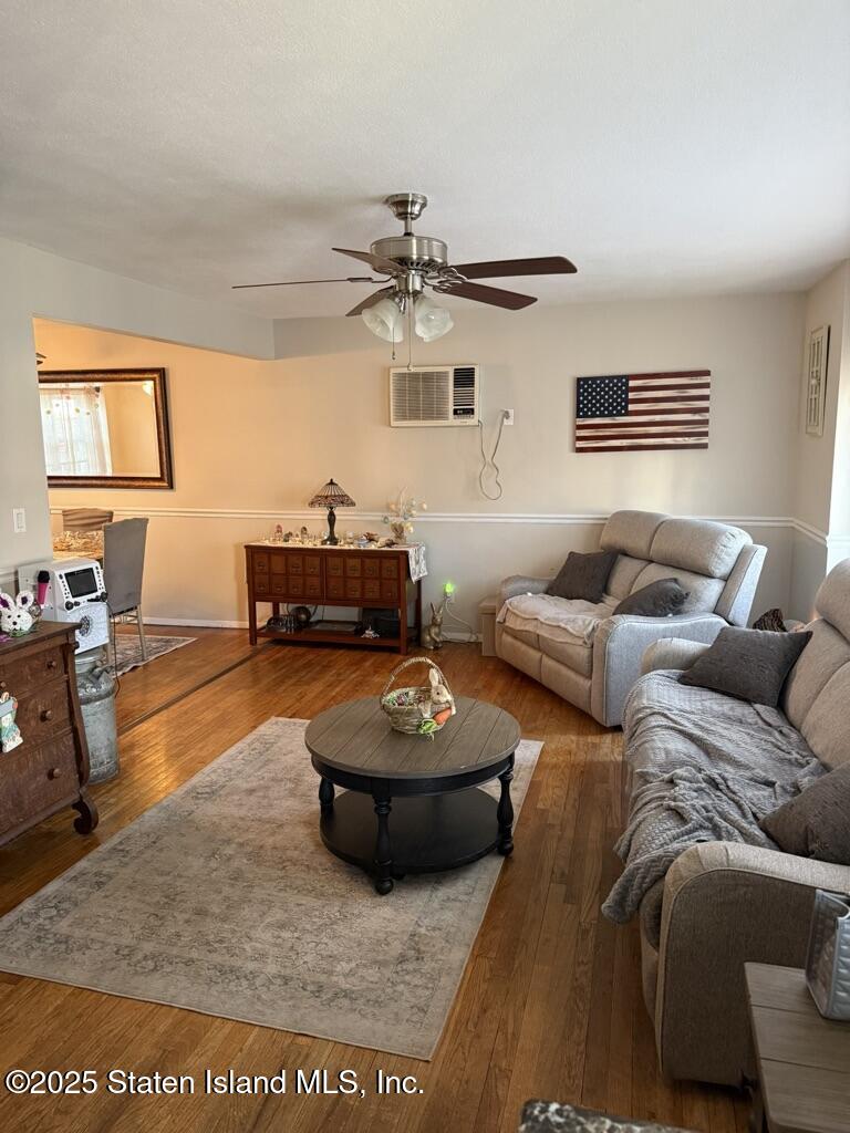 144 Purdy Avenue, Staten Island, New York image 4