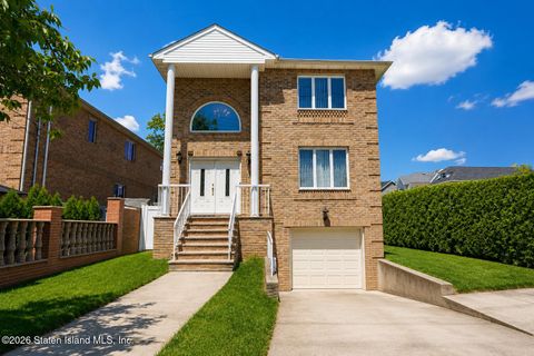Photo of 77 Wiman Avenue, Staten Island, NY 10308 (MLS # 2603953)