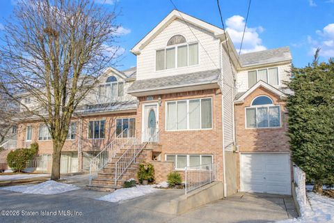 Photo of Staten Island, NY 10307 (MLS # 2600400)