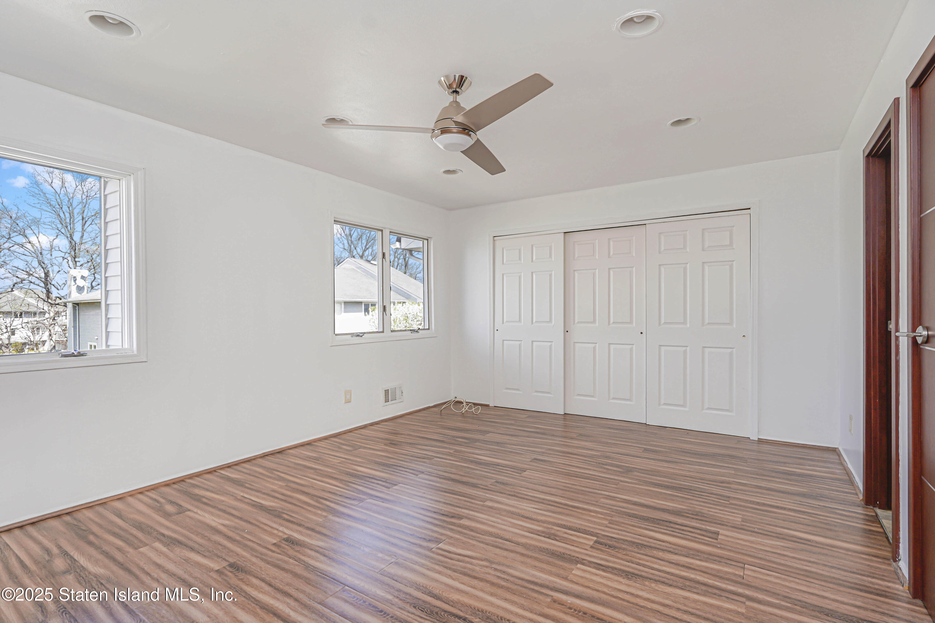 140 Commodore Drive, Staten Island, New York image 29