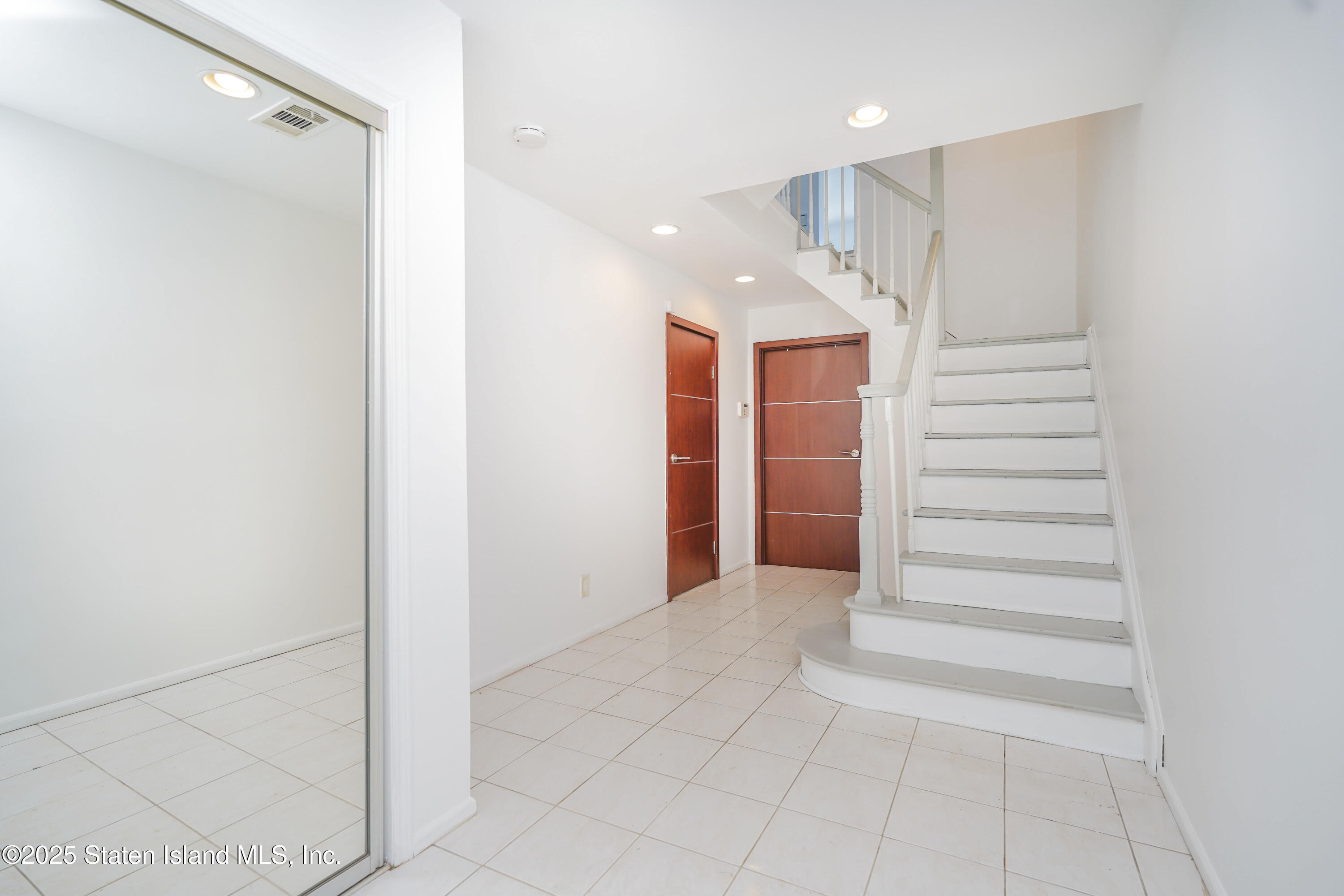 140 Commodore Drive, Staten Island, New York image 6