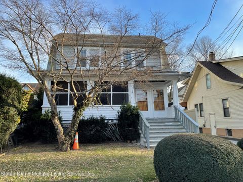 Photo of 240 Myrtle Avenue, Staten Island, NY 10310 (MLS # 1165179)