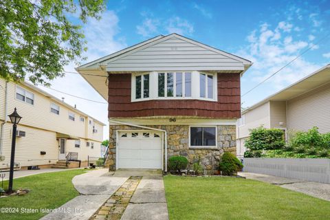 Photo of 96 Slater Boulevard, Staten Island, NY 10305 (MLS # 2403940)