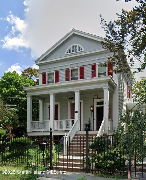 Photo of 92 Harrison Street, Staten Island, NY 10304 (MLS # 2507004)