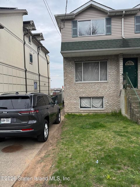 Photo of 71 Starbuck Street, Staten Island, NY 10304 (MLS # 2602106)