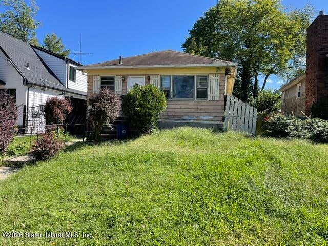 Photo of 87 Wheeler Avenue, Staten Island, NY 10314 (MLS # 2605638)