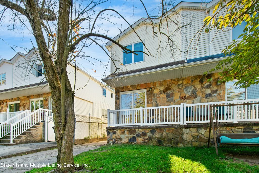 Photo of 58 Roanoke Street, Staten Island, NY 10314 (MLS # 1164929)