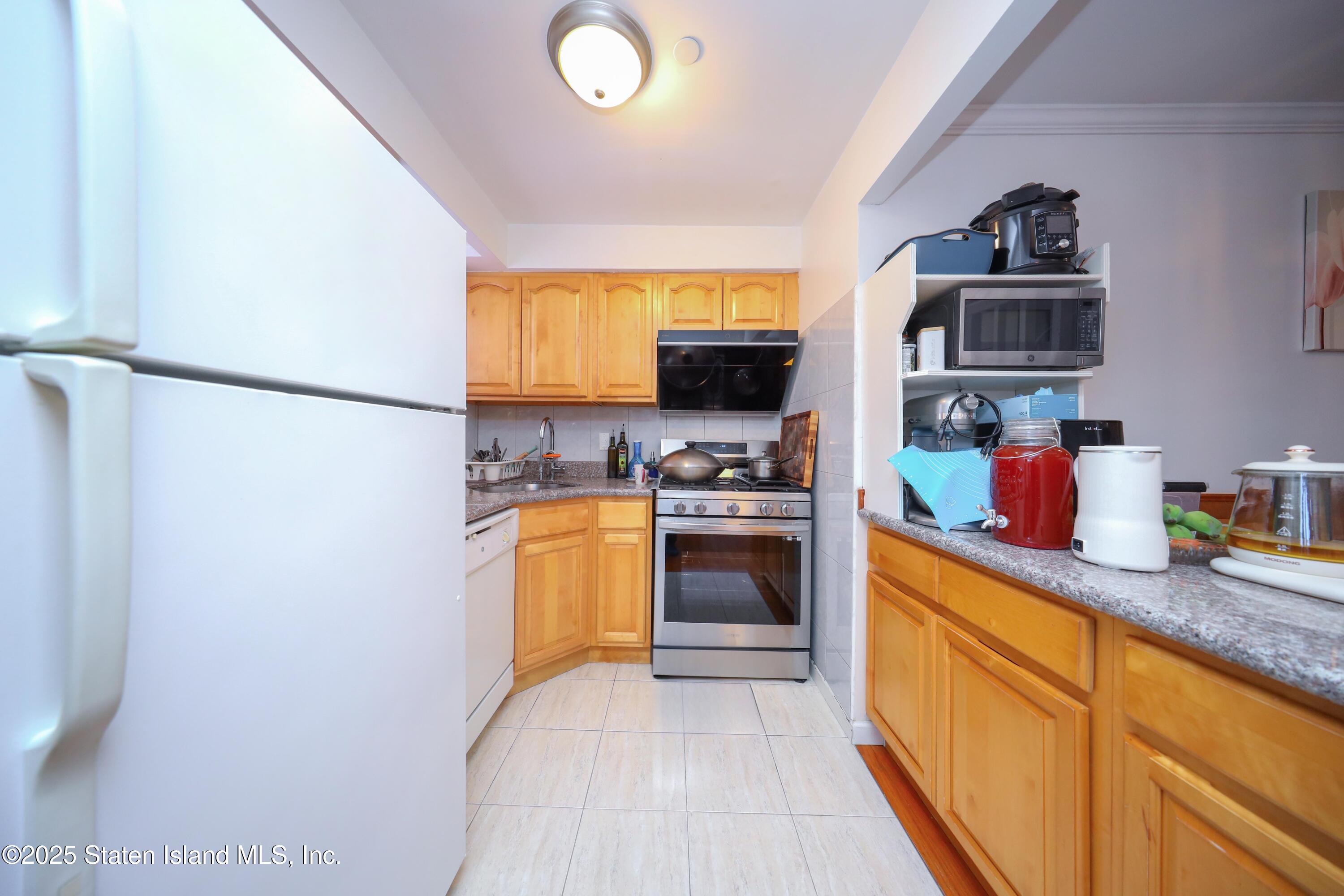 1820 73rd Street #3A, Brooklyn, New York image 12