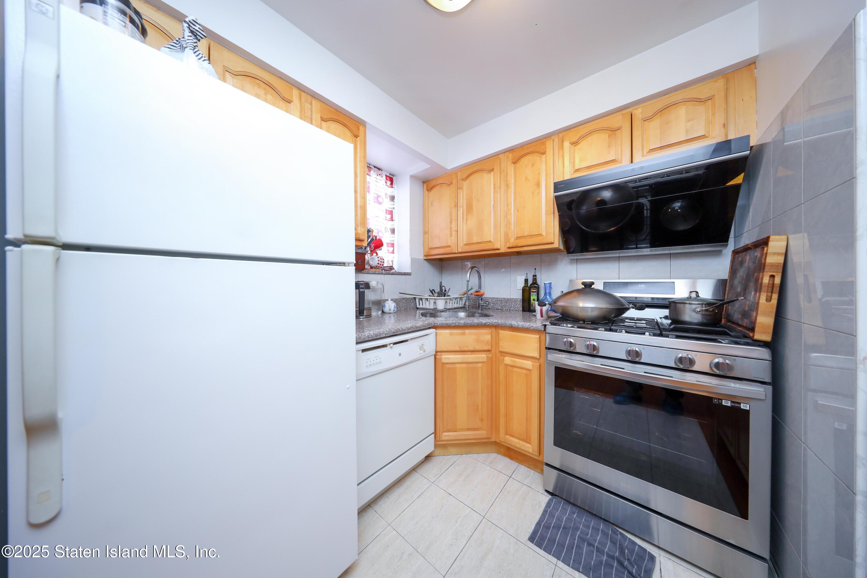 1820 73rd Street #3A, Brooklyn, New York image 13