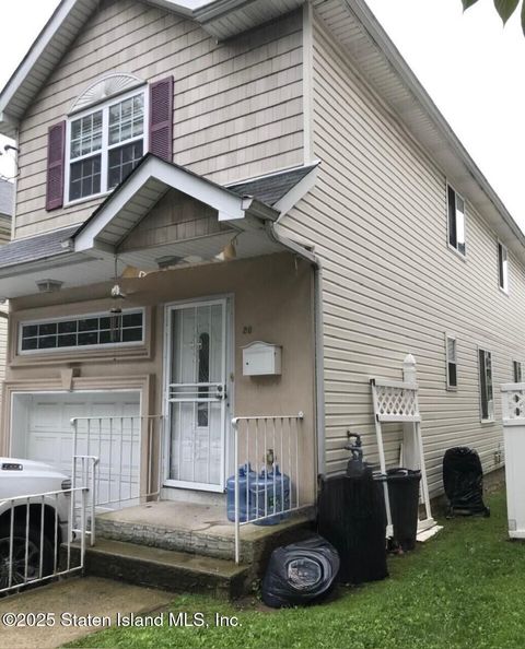 Photo of 20 Winter Avenue, Staten Island, NY 10301 (MLS # 2505943)