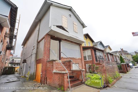 Photo of 3039 Brighton 4th Street, Brooklyn, NY 11235 (MLS # 1164568)