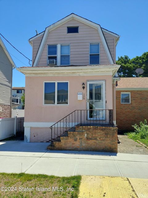 Photo of 154 Roma Avenue, Staten Island, NY 10306 (MLS # 2403756)