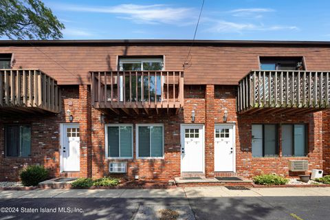 Photo of 31 Russell Street #G, Staten Island, NY 10308 (MLS # 2404812)