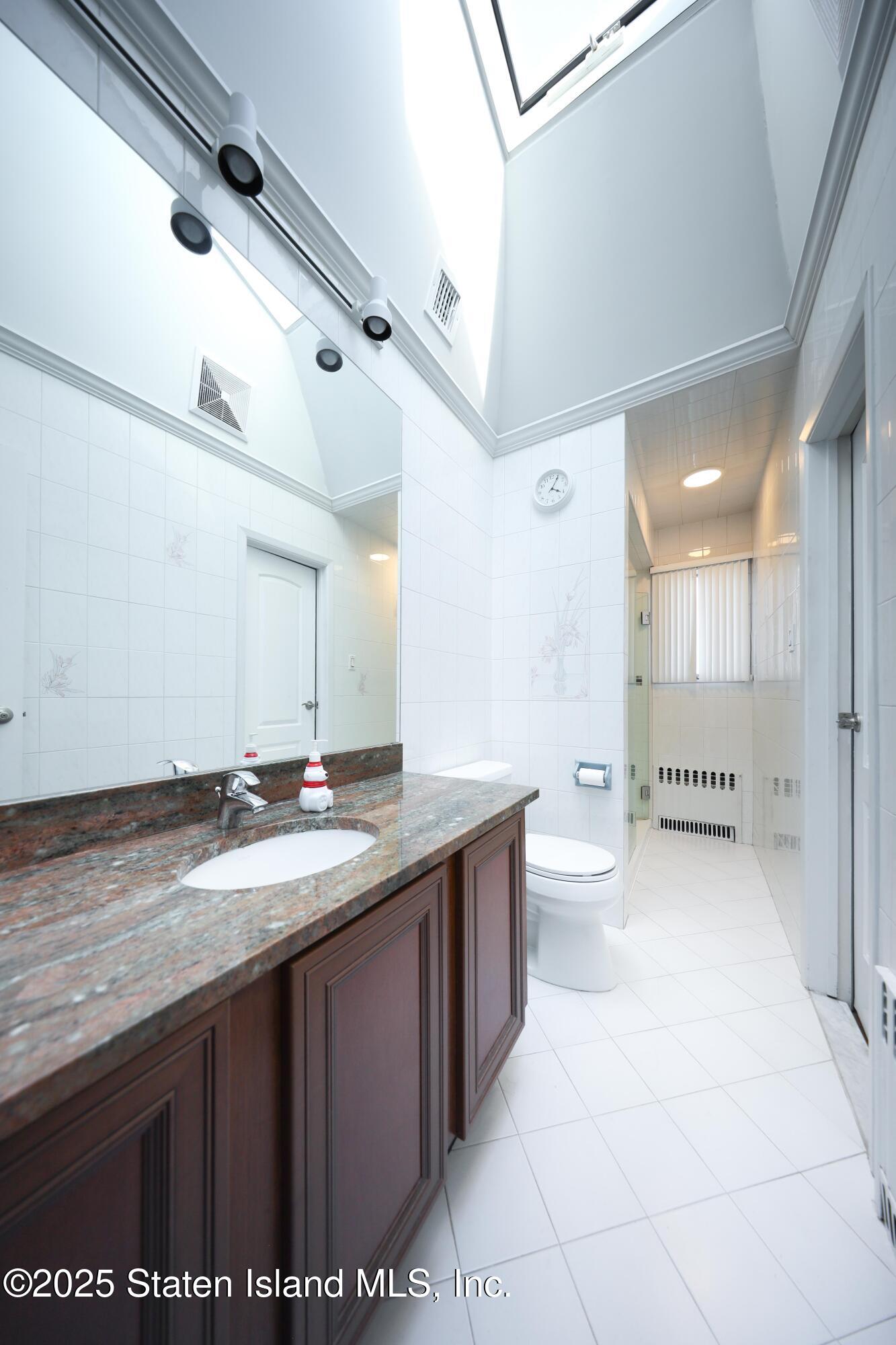 944 Woodrow Road, Staten Island, New York image 17