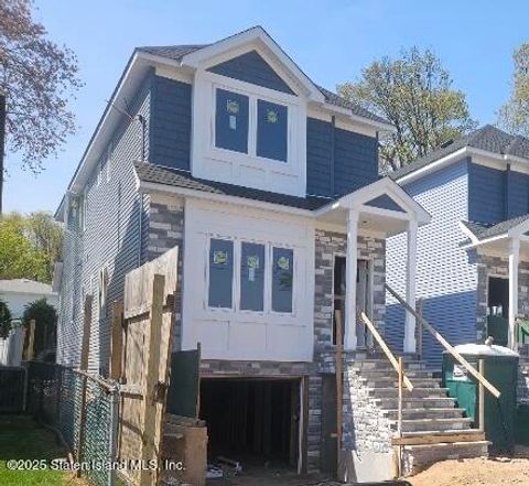 Photo of 22 Wild Avenue, Staten Island, NY 10314 (MLS # 2502686)