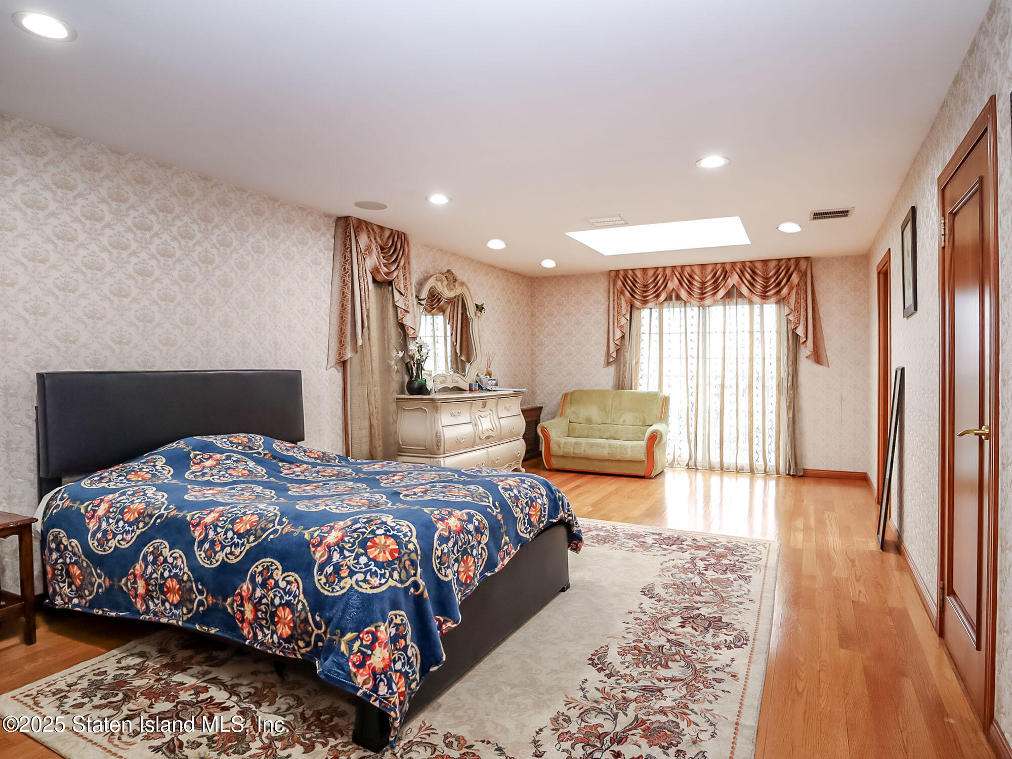 504 Mcclean Avenue, Staten Island, New York image 22