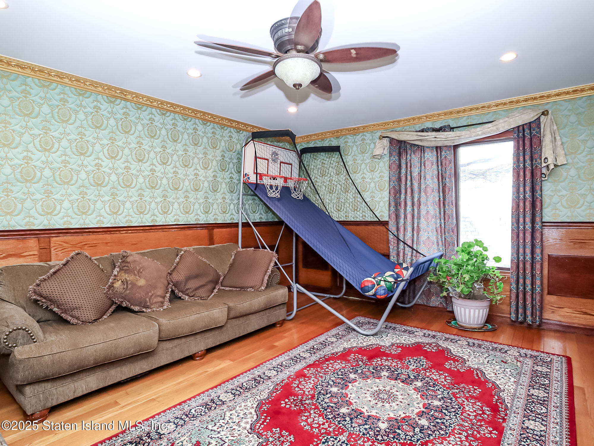 504 Mcclean Avenue, Staten Island, New York image 14
