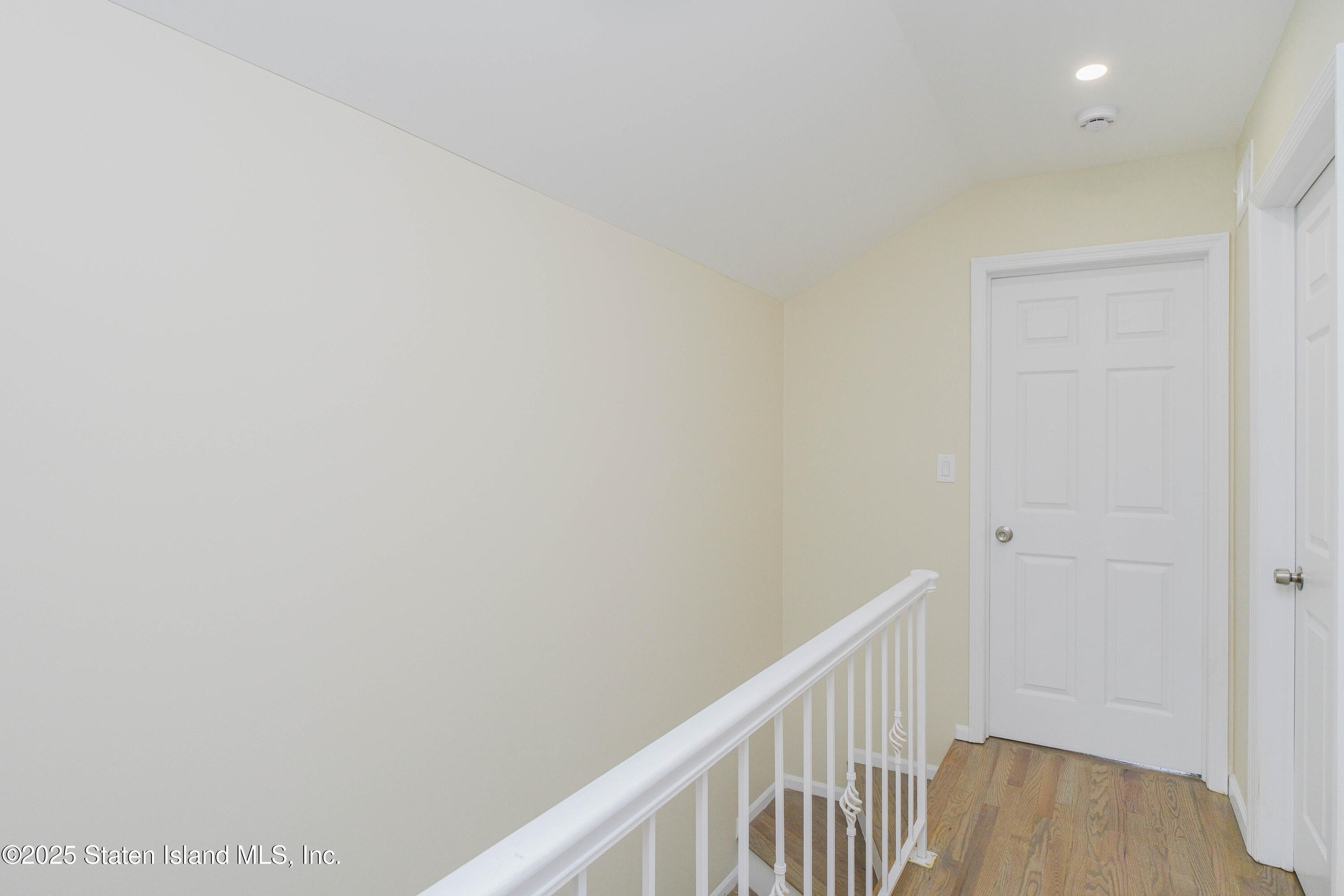 795 Father Capodanno Boulevard, Staten Island, New York image 31