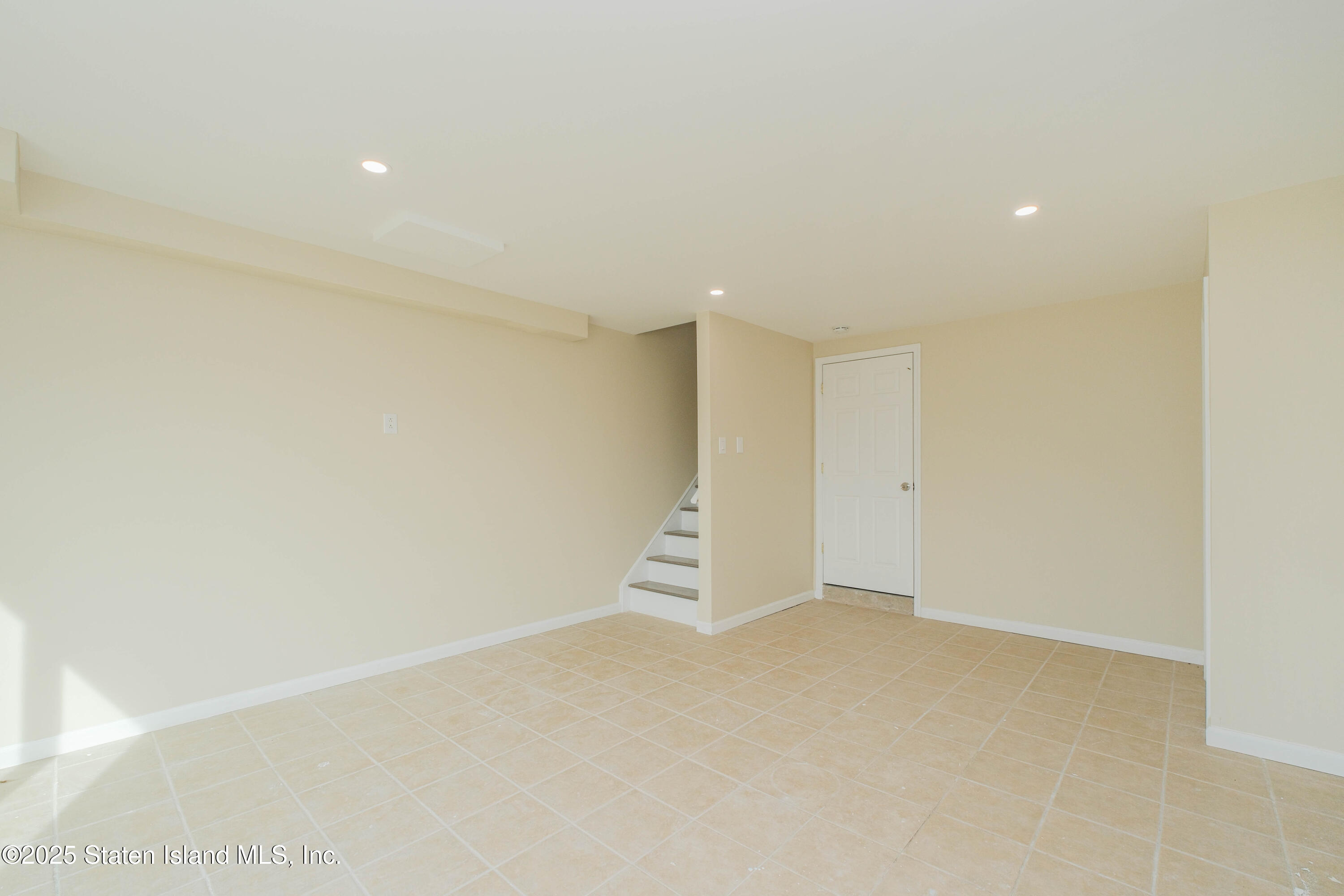 795 Father Capodanno Boulevard, Staten Island, New York image 34