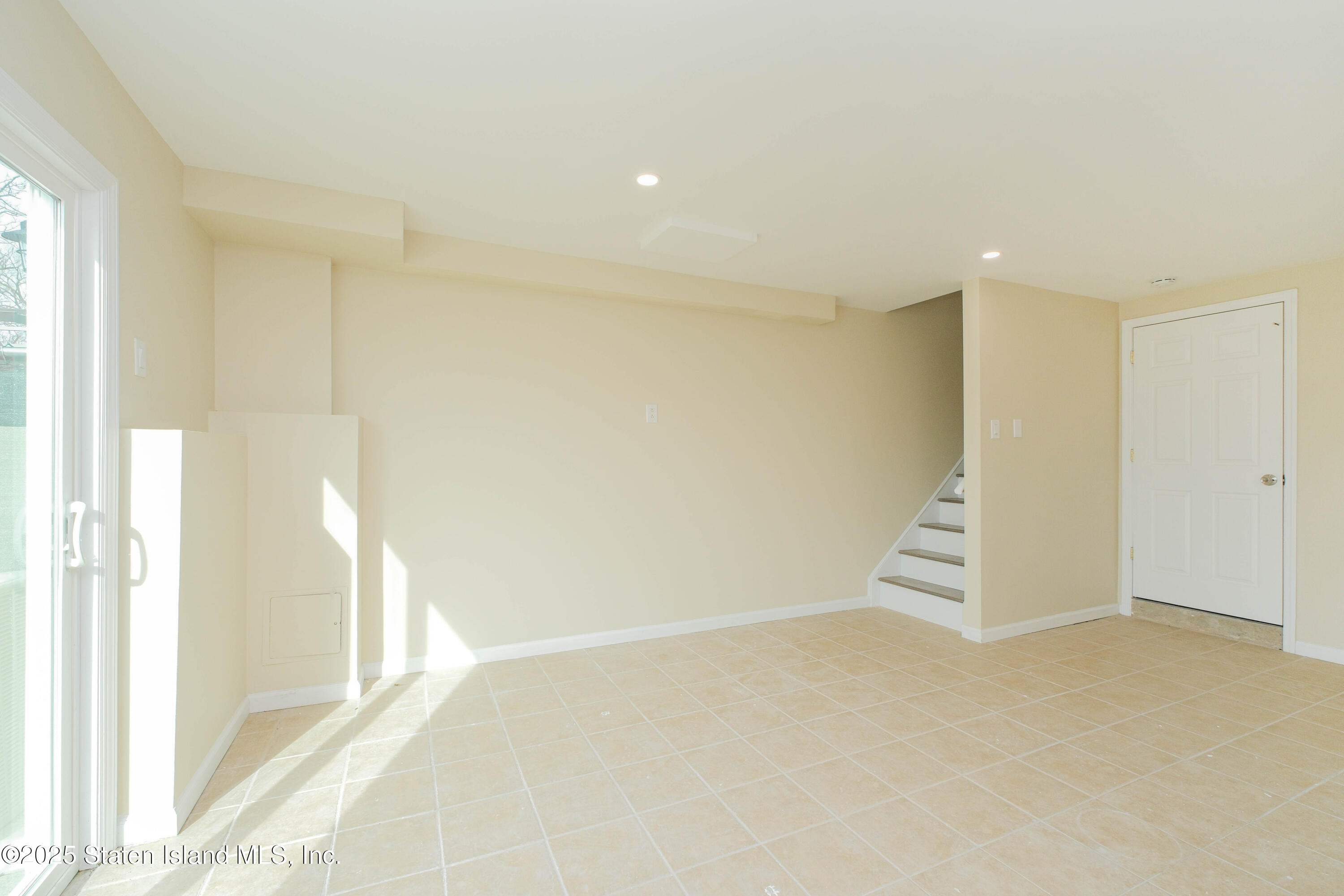 795 Father Capodanno Boulevard, Staten Island, New York image 35