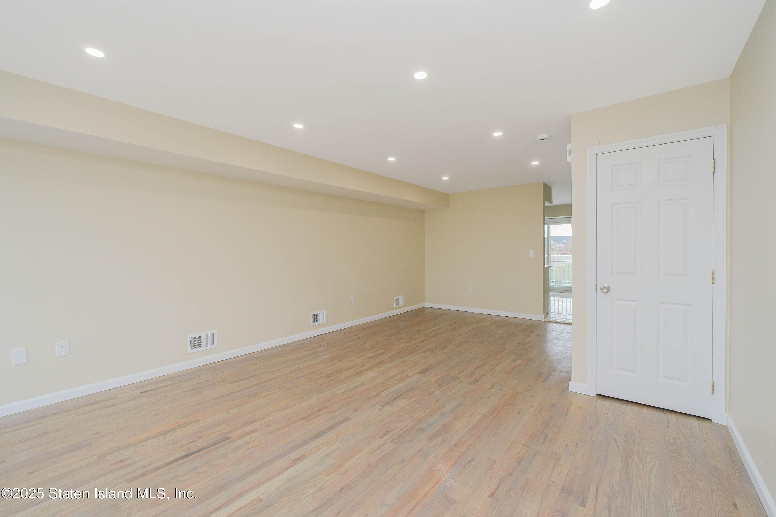 795 Father Capodanno Boulevard, Staten Island, New York image 6
