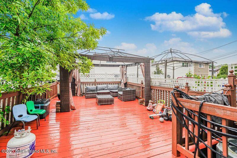 86 Deborah Loop, Staten Island, New York image 5