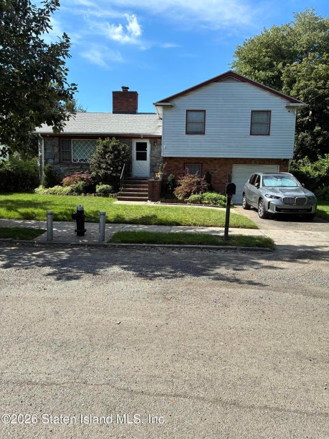 Homes For Sale - 51 Keating Place<br/> Staten Island, NY 10314