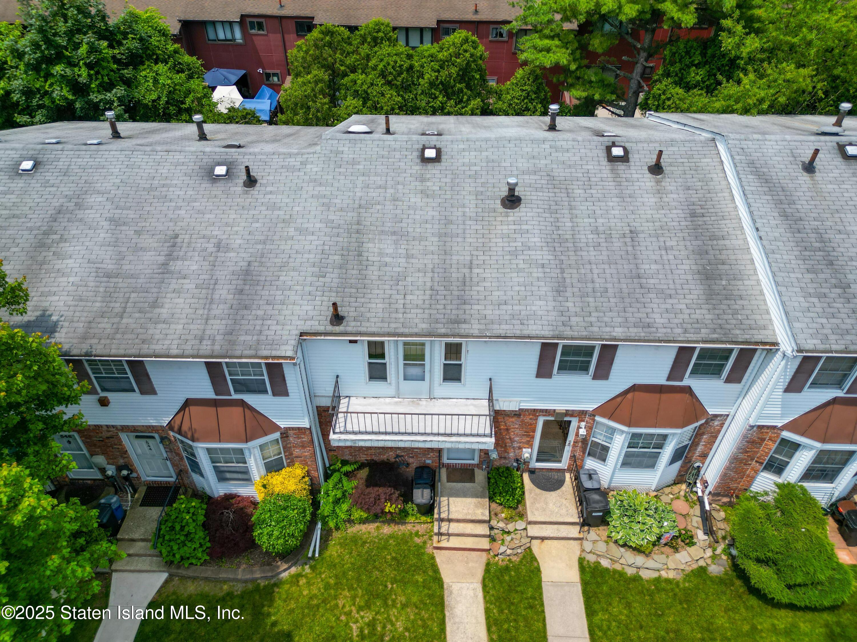 542 Golf View Court, Staten Island, New York image 32