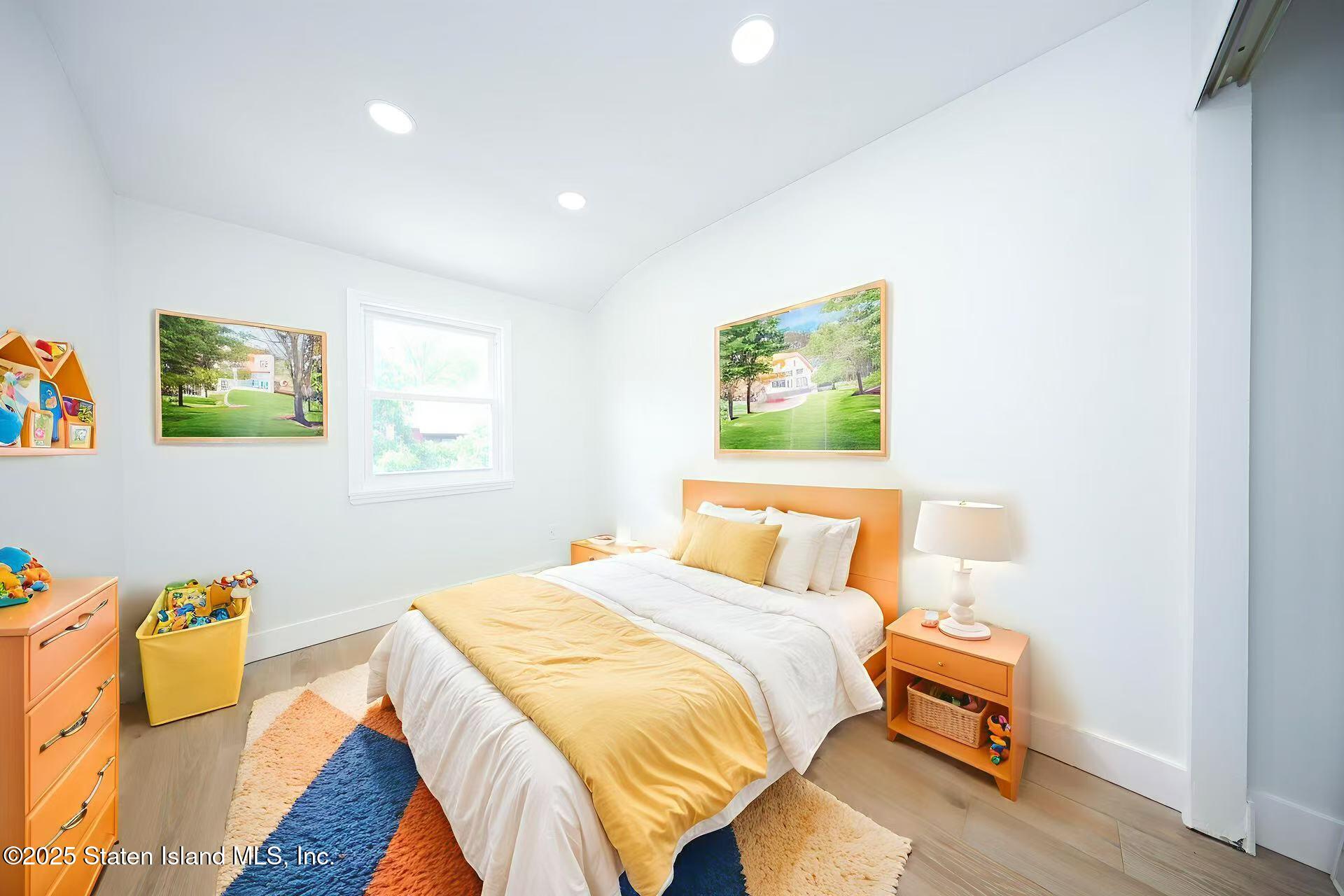542 Golf View Court, Staten Island, New York image 21