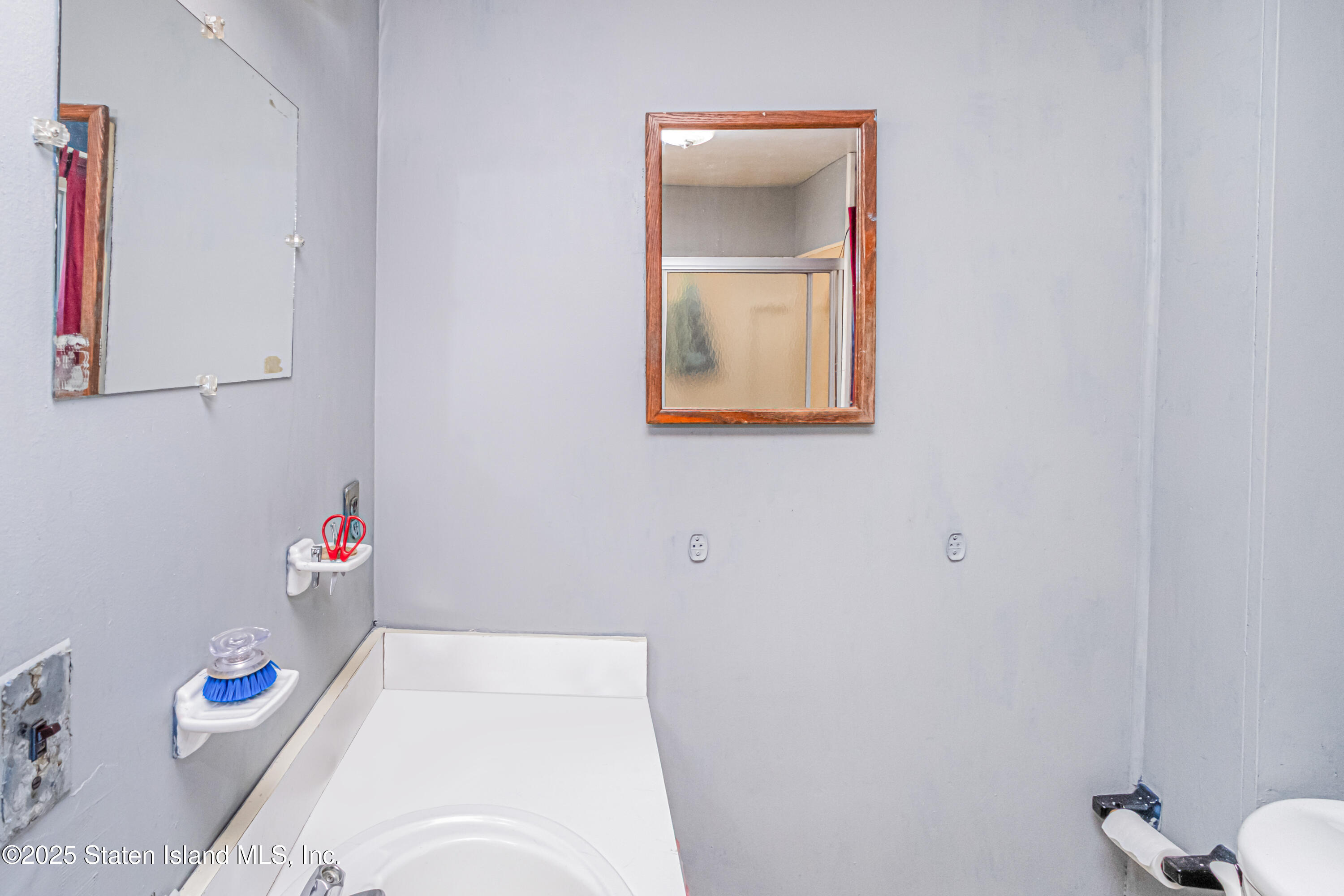 486 Delafield Avenue, Staten Island, New York image 9