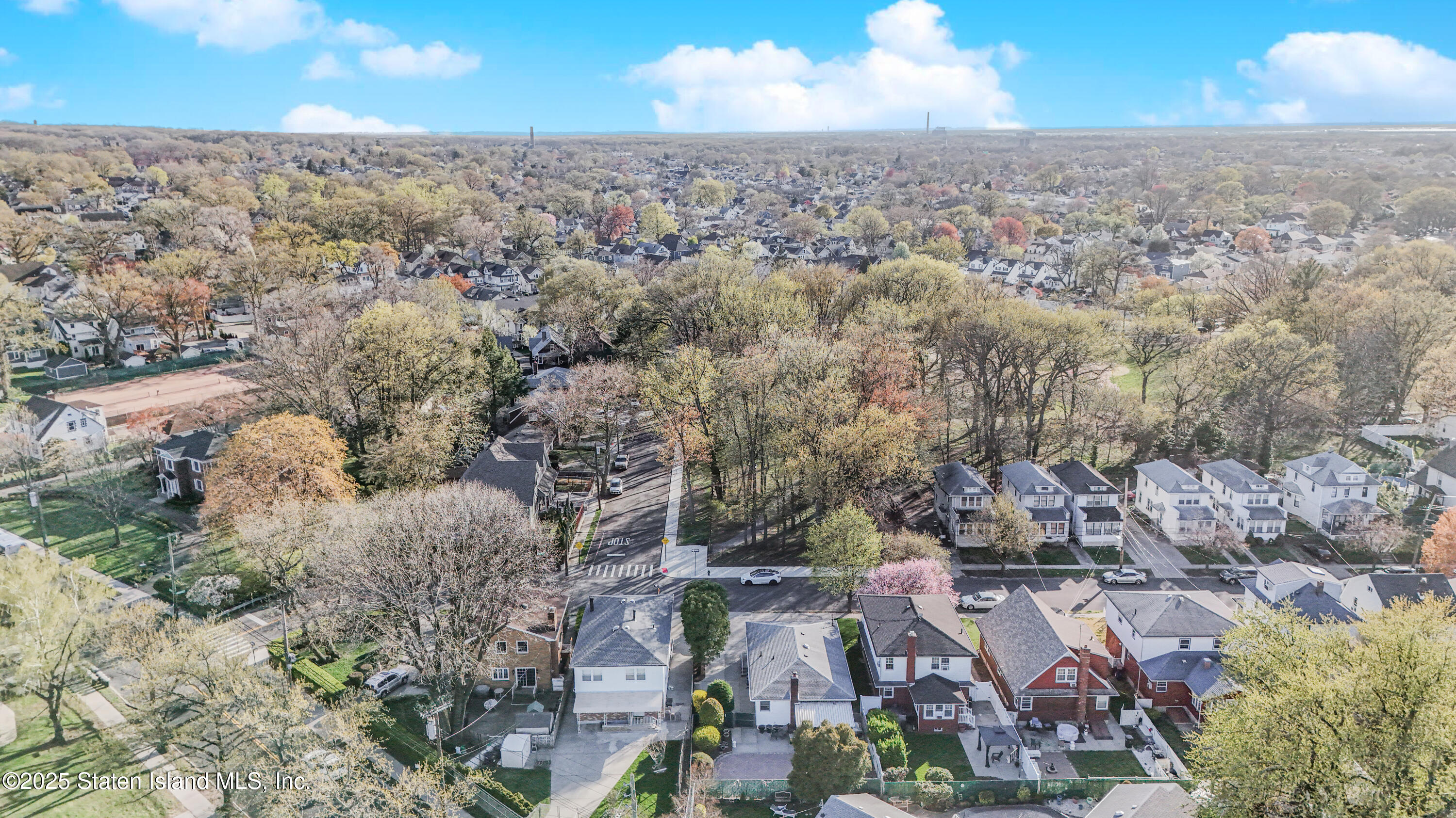 109 Burnside Avenue, Staten Island, New York image 26