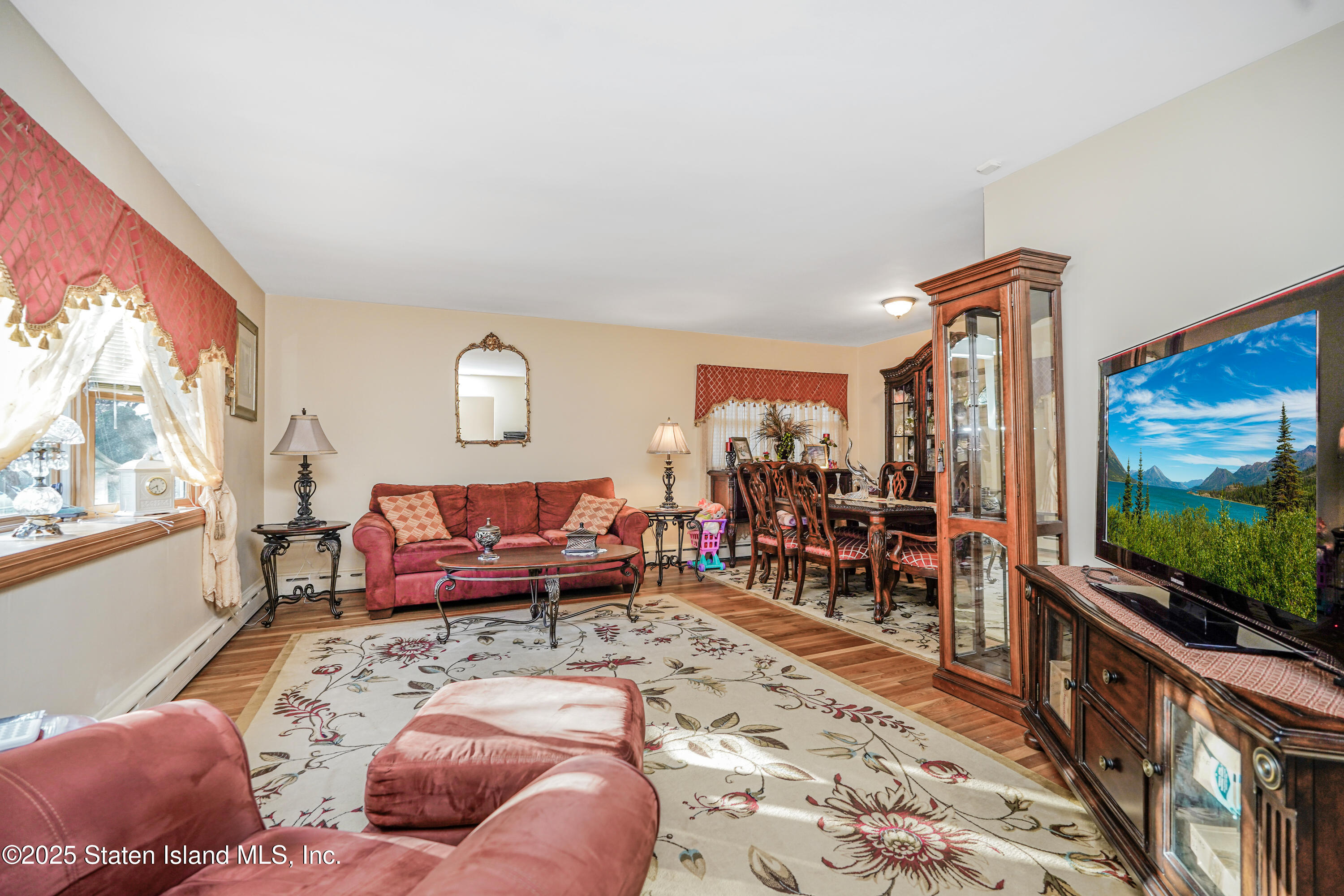 109 Burnside Avenue, Staten Island, New York image 2