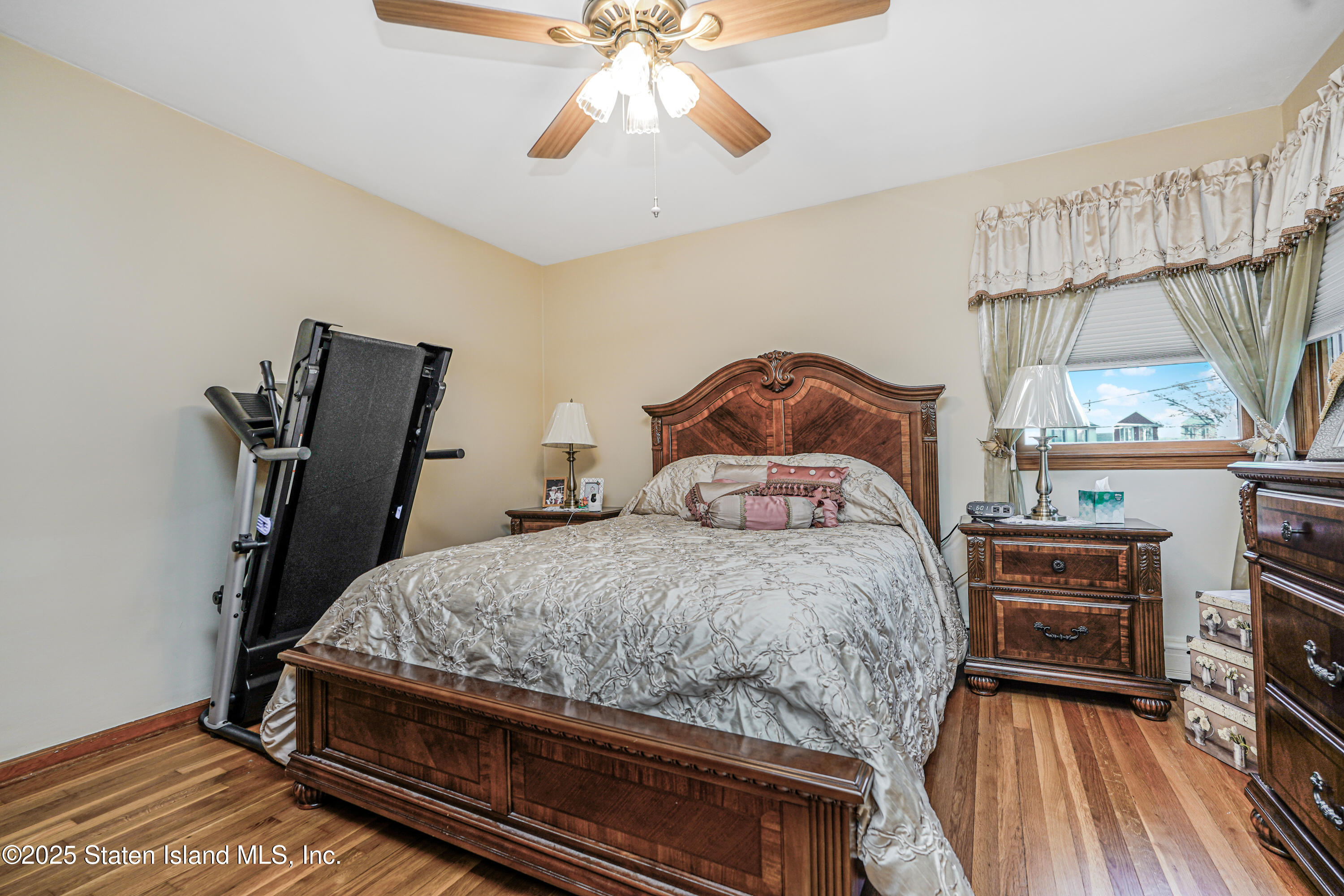 109 Burnside Avenue, Staten Island, New York image 18