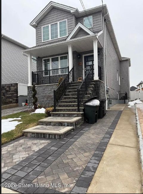 Photo of 31 Madsen Avenue #2, Staten Island, NY 10309 (MLS # 2601191)