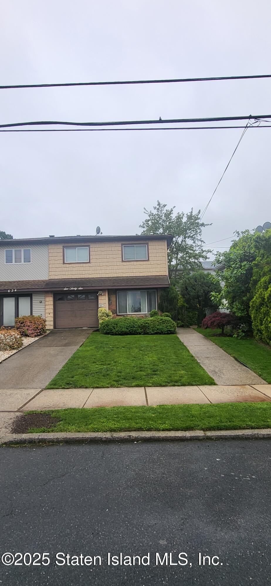 636 Leverett Avenue, Staten Island, New York image 3