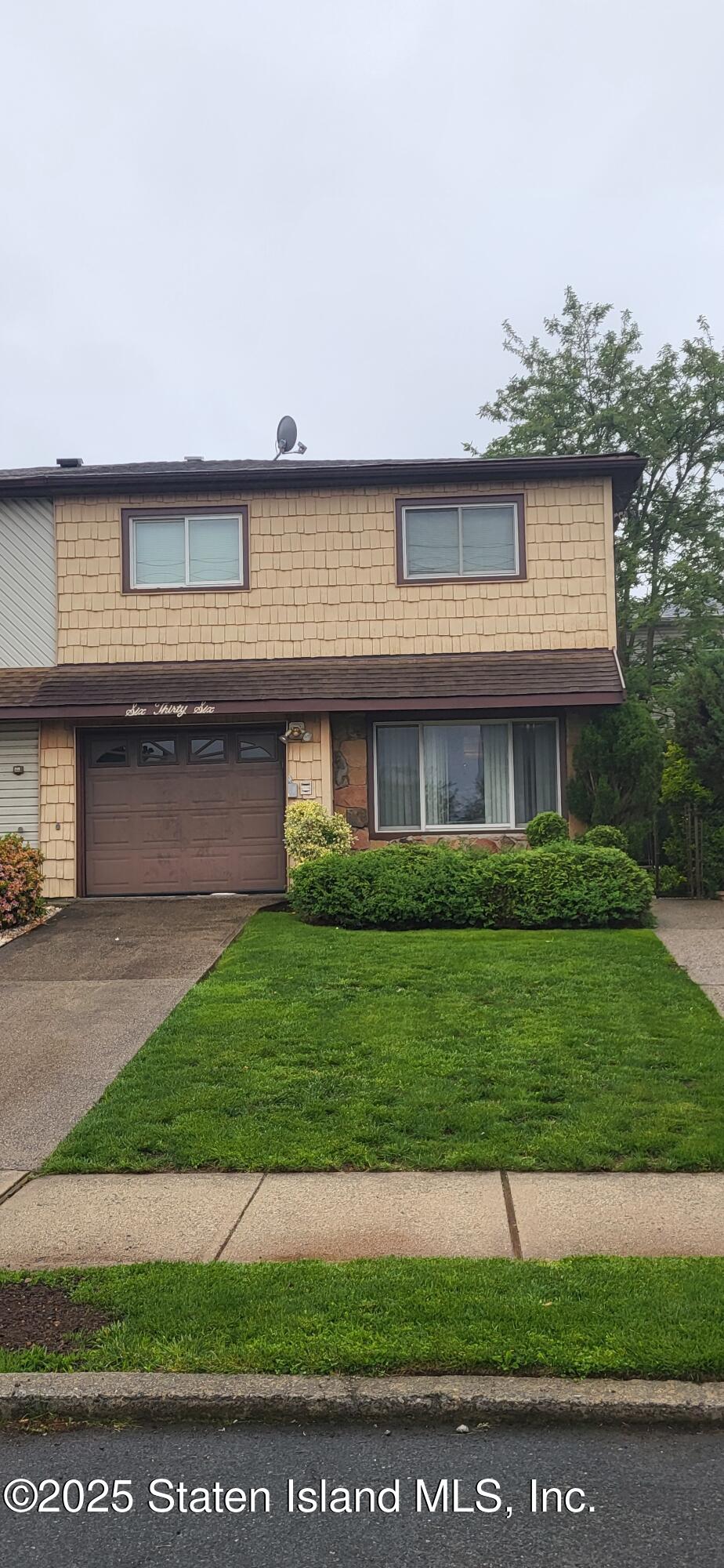 636 Leverett Avenue, Staten Island, New York image 5